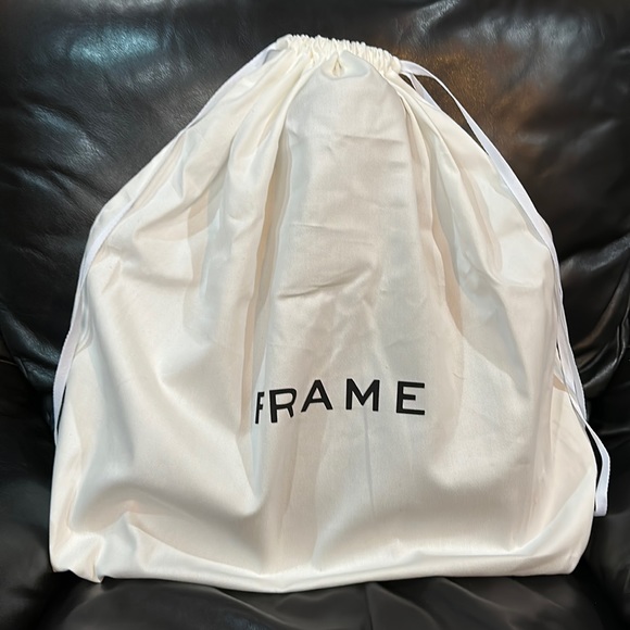 🔥🔥🔥NEW Frame Le Signature Leather Tote - Picture 15 of 15